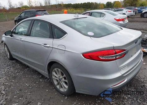 2019 Ford Fusion Hybrid Se из США, поврежденный, VIN 3FA6P0LU0KR140112